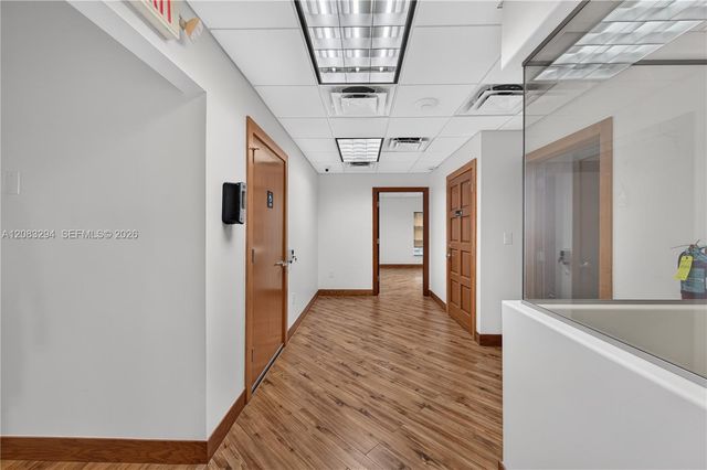 3042 NW 82nd Avenue, Doral, FL 33122