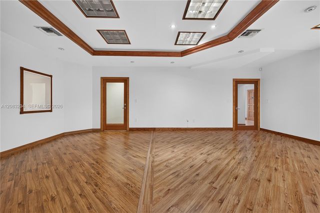 3042 NW 82nd Avenue, Doral, FL 33122