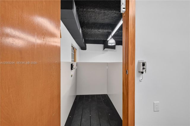 3042 NW 82nd Avenue, Doral, FL 33122