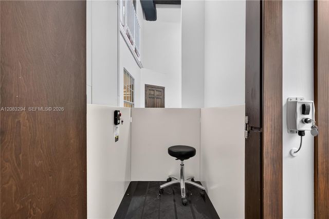 3042 NW 82nd Avenue, Doral, FL 33122