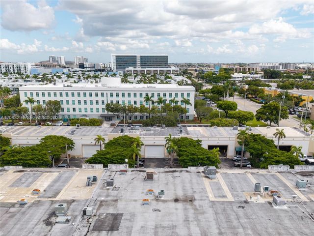 3042 NW 82nd Avenue, Doral, FL 33122