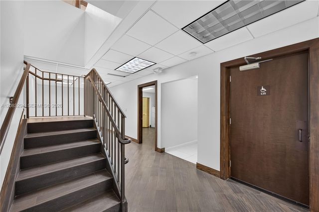 3042 NW 82nd Avenue, Doral, FL 33122