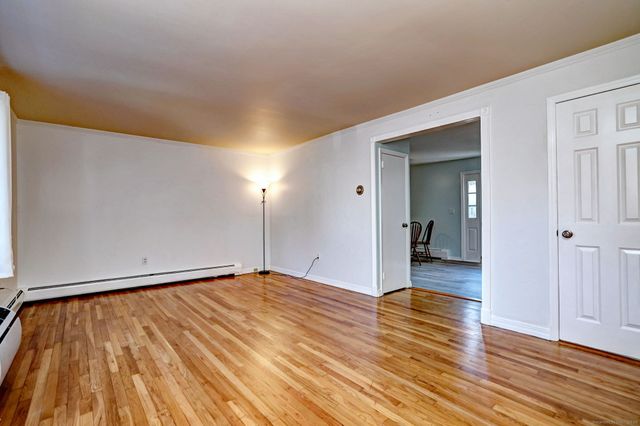 245 Sunnyridge Avenue APT 2, Fairfield, CT 06824