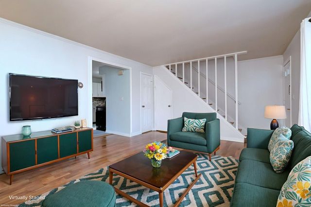 245 Sunnyridge Avenue APT 2, Fairfield, CT 06824