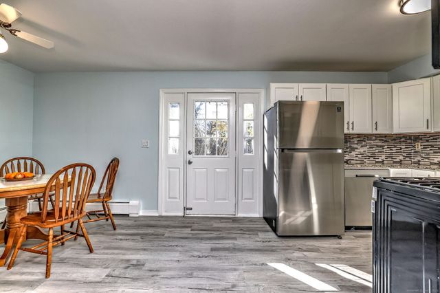 245 Sunnyridge Avenue APT 2, Fairfield, CT 06824