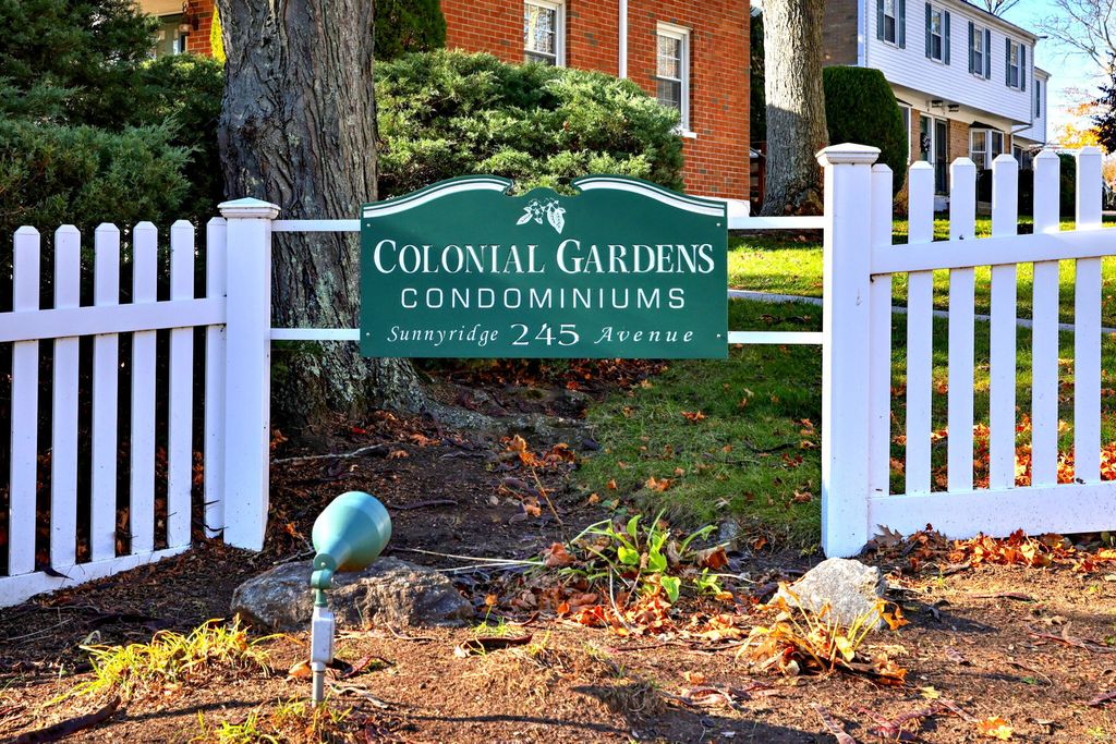 245 Sunnyridge Avenue APT 2, Fairfield, CT 06824