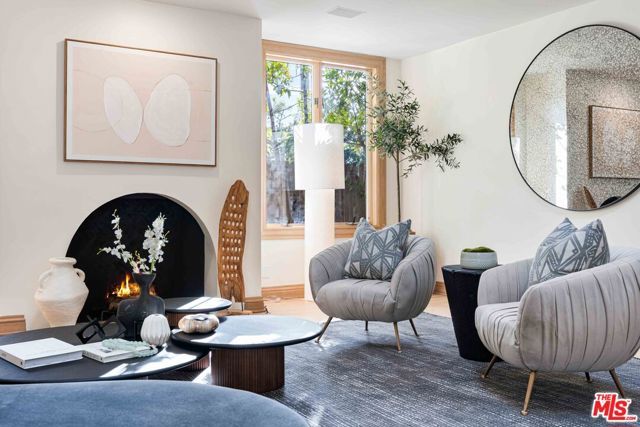 424 Marguerita Avenue, Santa Monica, CA 90402