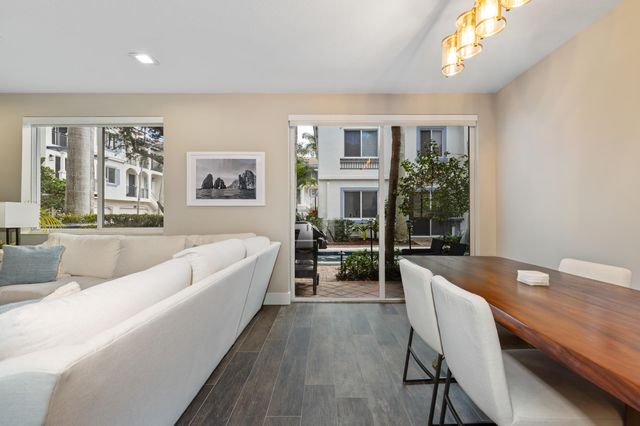 3041 Waterside Circle, Boynton Beach, FL 33435