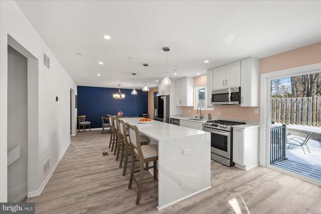 1925 N WESTMORELAND ST, Arlington, VA 22213