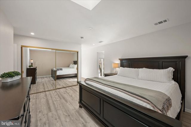 1925 N WESTMORELAND ST, Arlington, VA 22213