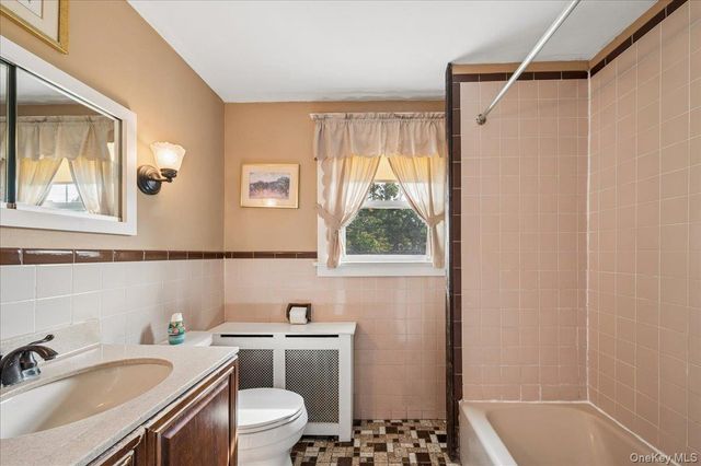 132 Washington Avenue, Patchogue, NY 11772