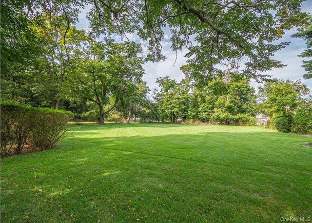 132 Washington Avenue, Patchogue, NY 11772