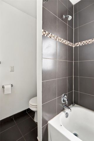 808 W Main Street, Houston, TX 77006