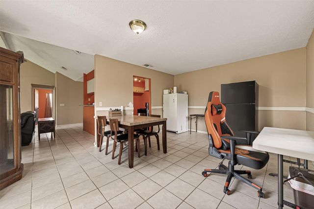 19543 Elmtree Estates Drive, Katy, TX 77449