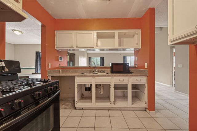 19543 Elmtree Estates Drive, Katy, TX 77449