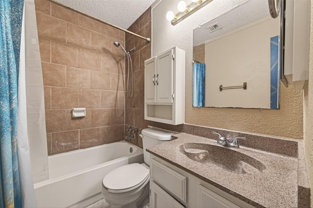 19543 Elmtree Estates Drive, Katy, TX 77449