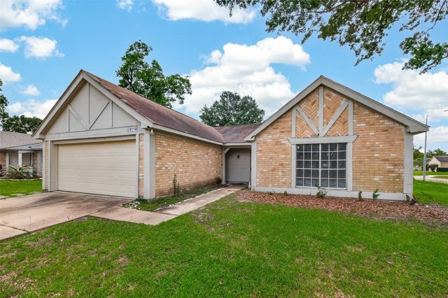 19543 Elmtree Estates Drive, Katy, TX 77449