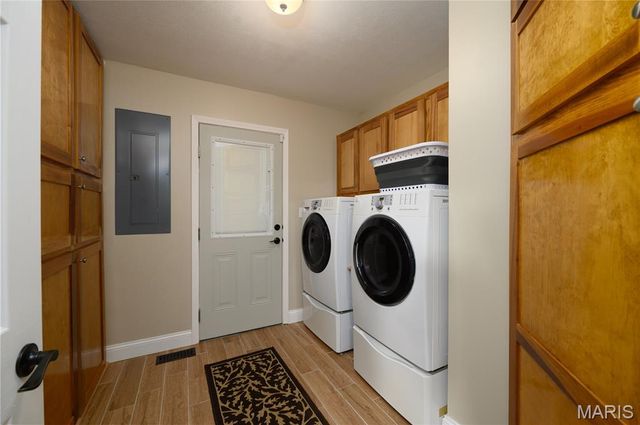 24155 Red Oak Road, Waynesville, MO 65583