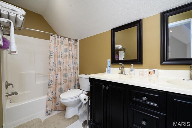 24155 Red Oak Road, Waynesville, MO 65583