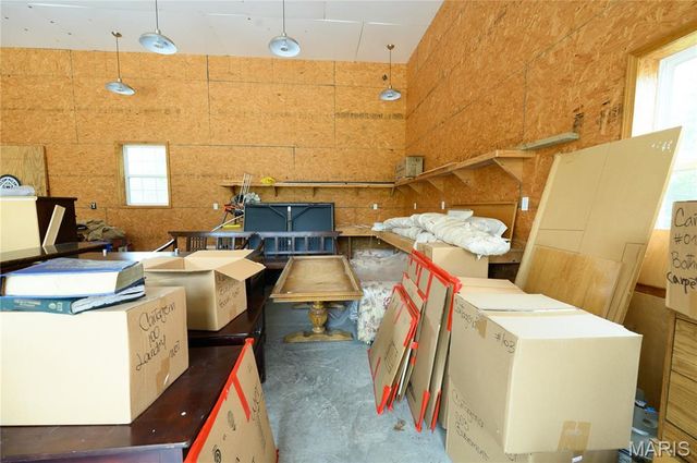 24155 Red Oak Road, Waynesville, MO 65583