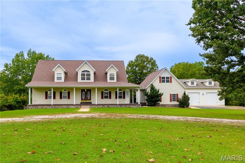 24155 Red Oak Road, Waynesville, MO 65583