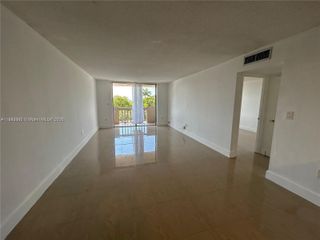 1800 Sans Souci Blvd 431, North Miami, FL 33181