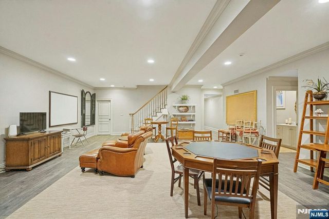 88 Bayberry Drive, Mahwah, NJ 07430