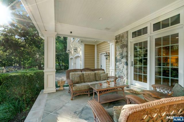 88 Bayberry Drive, Mahwah, NJ 07430
