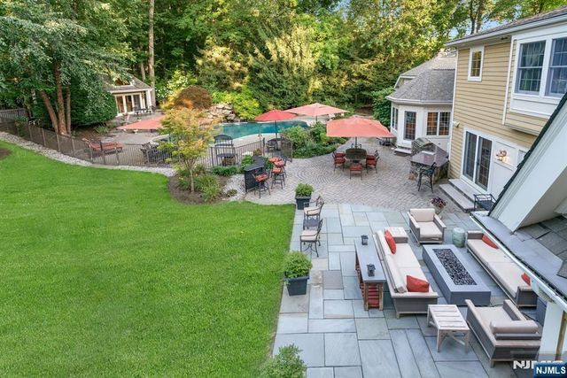88 Bayberry Drive, Mahwah, NJ 07430