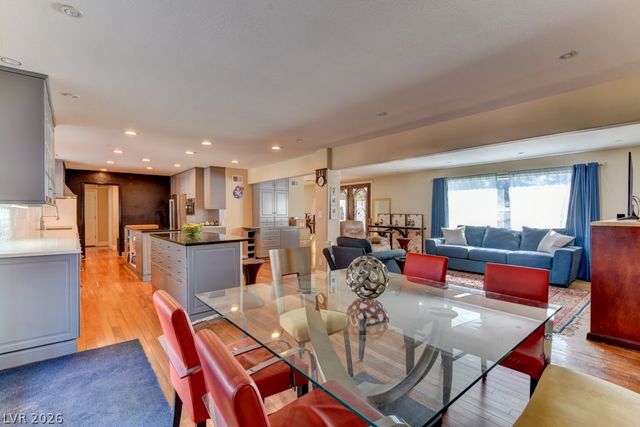 1818 Waldman Avenue, Las Vegas, NV 89102