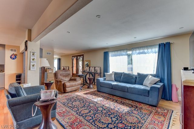 1818 Waldman Avenue, Las Vegas, NV 89102