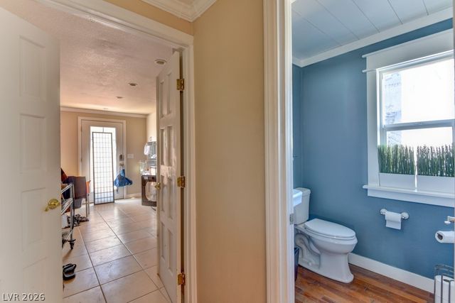 1818 Waldman Avenue, Las Vegas, NV 89102