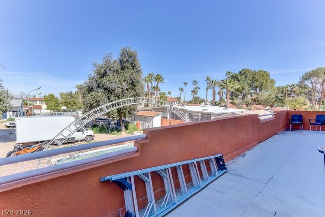 1818 Waldman Avenue, Las Vegas, NV 89102