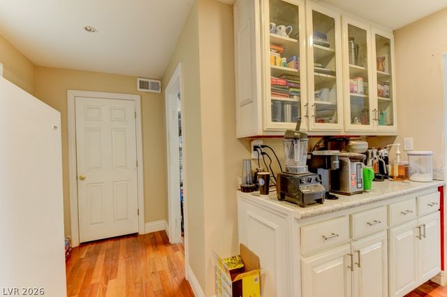 1818 Waldman Avenue, Las Vegas, NV 89102