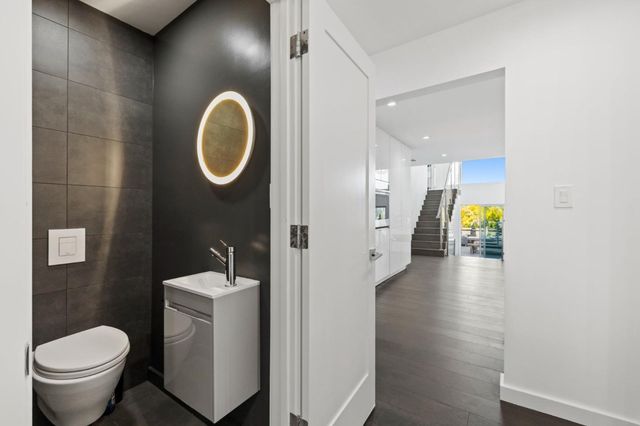 953 Lupin Way, San Carlos, CA 94070