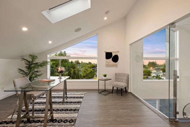 953 Lupin Way, San Carlos, CA 94070