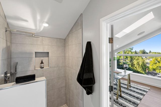 953 Lupin Way, San Carlos, CA 94070