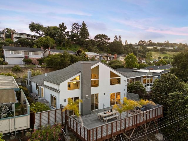 953 Lupin Way, San Carlos, CA 94070