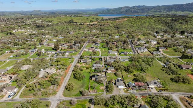 4039 Bartelink Dr, Valley Springs, CA 95252