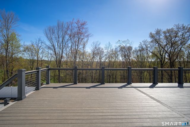25 Hunting Ridge Road, Brookfield, CT 06804