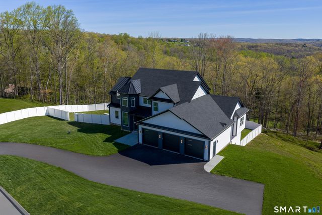 25 Hunting Ridge Road, Brookfield, CT 06804