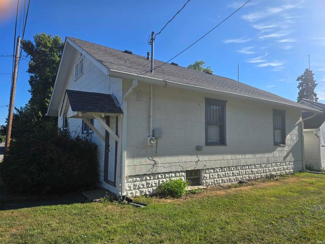 311 W WOODLAND Avenue, Kokomo, IN 46902
