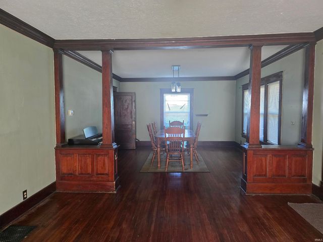 311 W WOODLAND Avenue, Kokomo, IN 46902