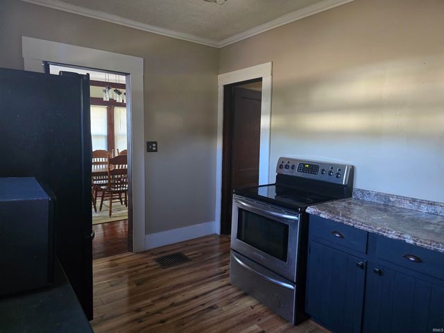 311 W WOODLAND Avenue, Kokomo, IN 46902