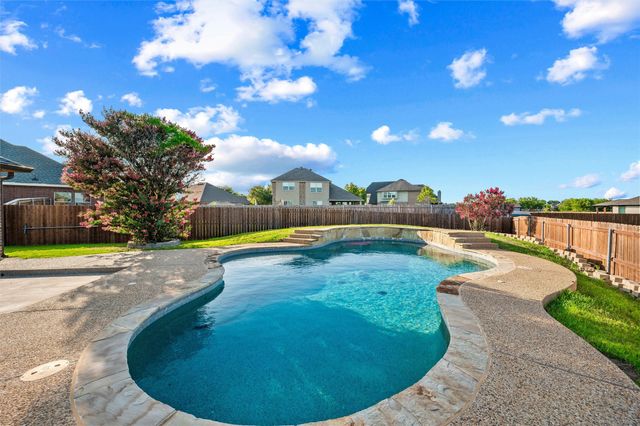164 Horseshoe Bend, Waxahachie, TX 75165