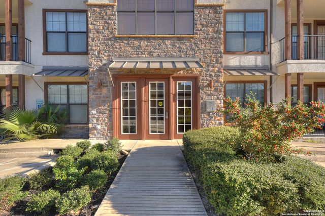 7342 Oak Manor Dr Apt 7104, San Antonio, TX 78229