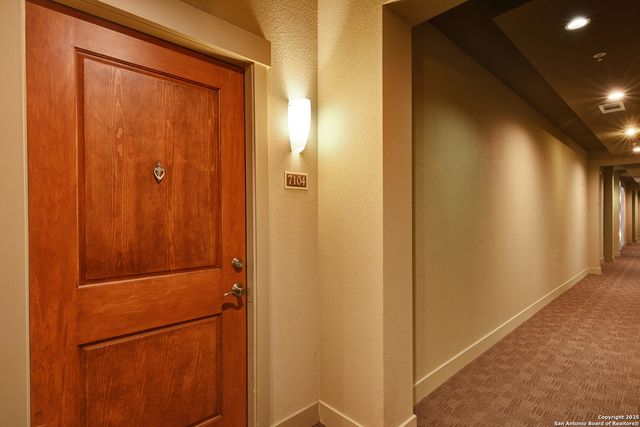 7342 Oak Manor Dr Apt 7104, San Antonio, TX 78229