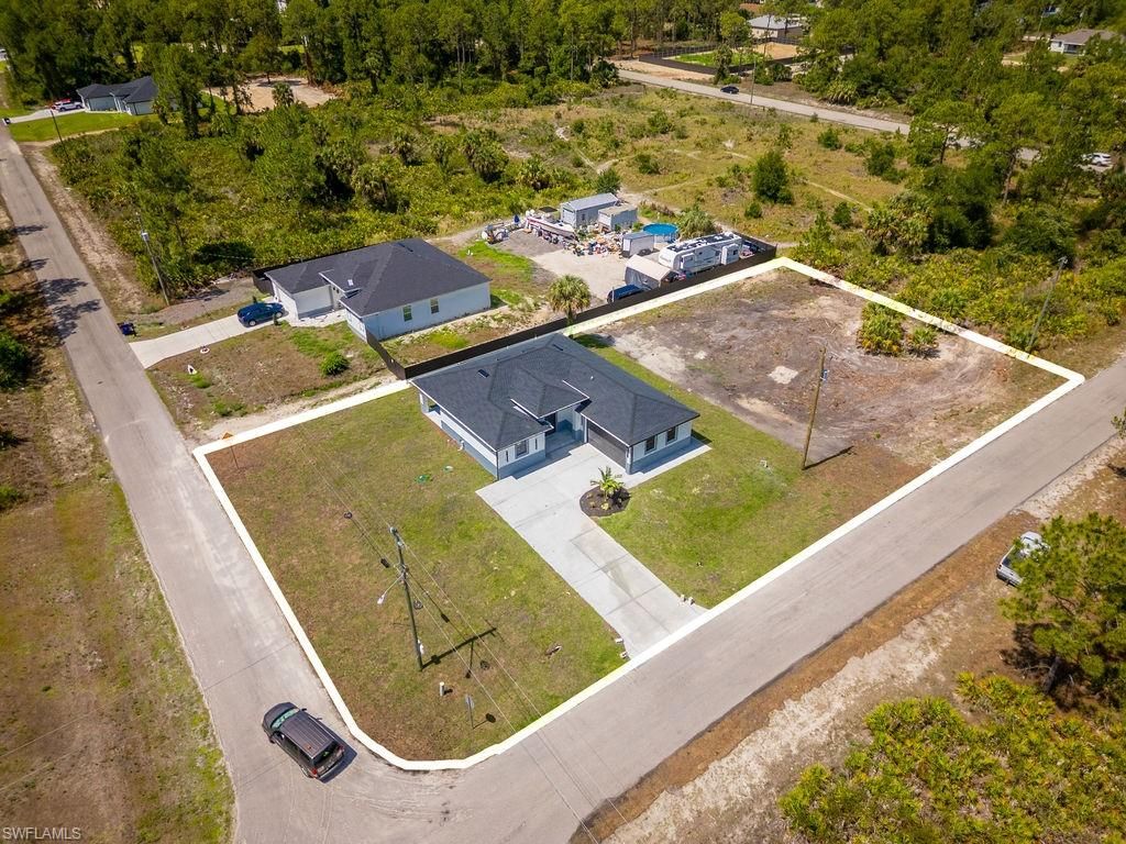 1001 W 13th ST, LEHIGH ACRES, FL 33972 — exterior