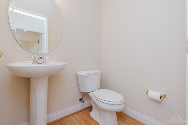 9741 Olde Georgetown Way, Centerville, OH 45458