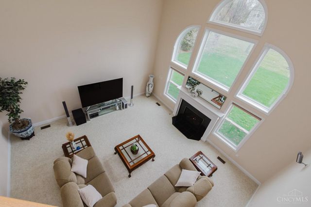 9741 Olde Georgetown Way, Centerville, OH 45458